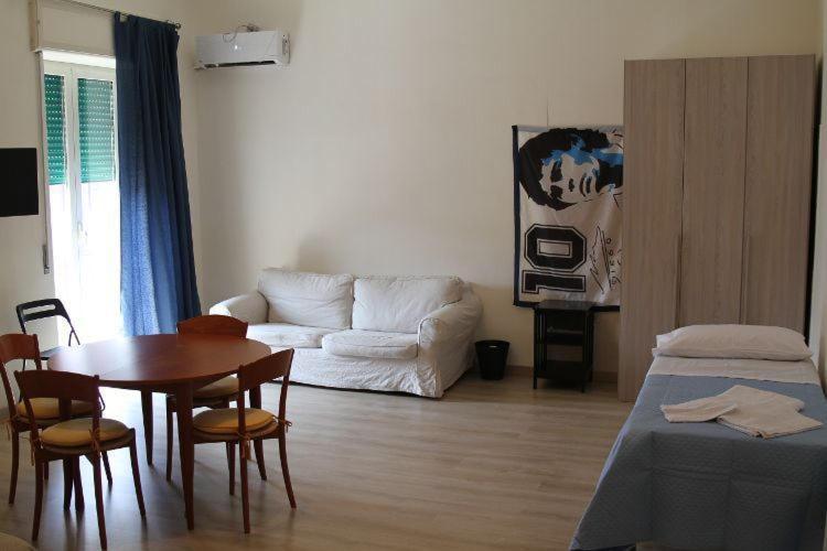 Hotel Keira House Napoli Zewnętrze zdjęcie